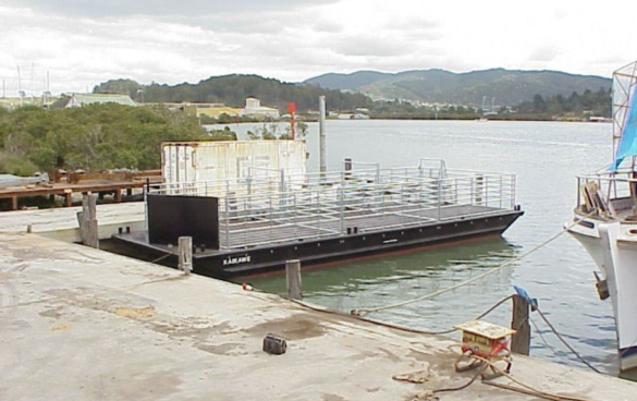 Dumb Steel Barge Kaikawe