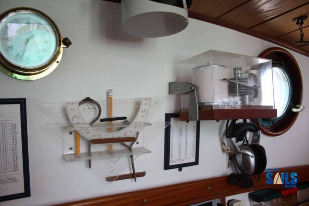 ATAIR: Petersen Yacht - Brigantine 70ft – traditional style - Image 27