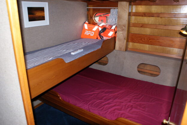 AFFINITY: 18.6 Charter Vessel - Image 20
