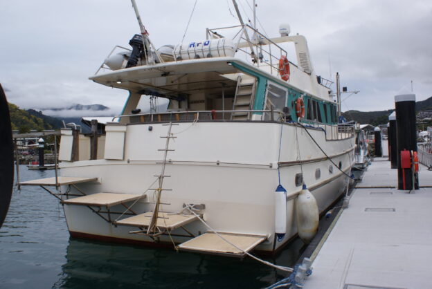 AFFINITY: 18.6 Charter Vessel