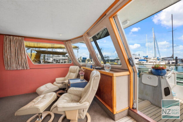 DREAMTIME: Houseboat and Berth Package - Image 9