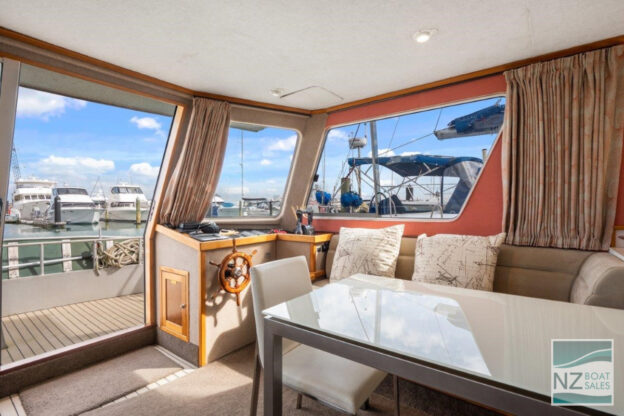 DREAMTIME: Houseboat and Berth Package - Image 10