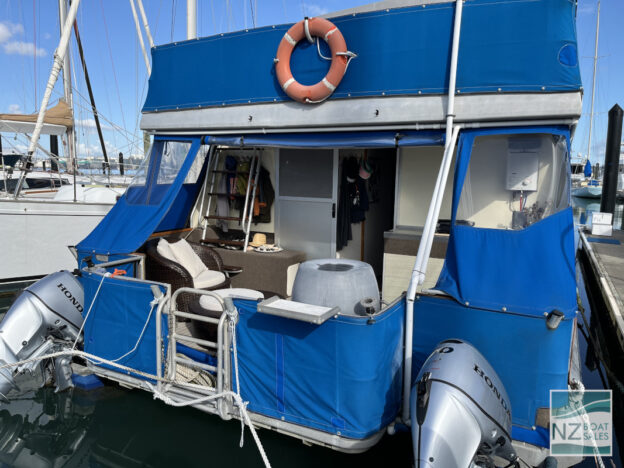 DREAMTIME: Houseboat and Berth Package - Image 2