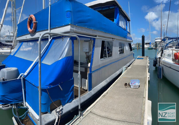 DREAMTIME: Houseboat and Berth Package - Image 3