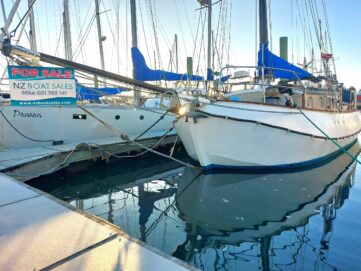FLORA: Solid classic style 2008 double ended steel bilge keeler
