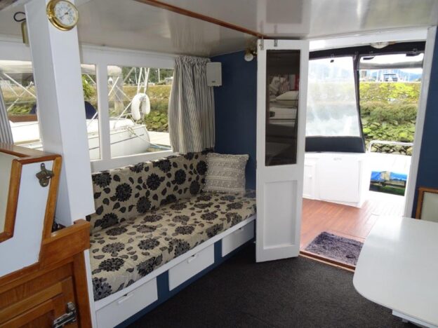 LADY OLIVIA: Hartley Coastal 13.1M - Image 10