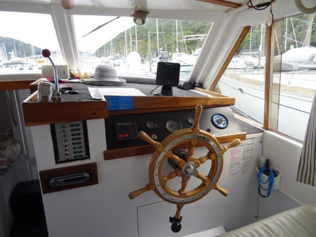 LADY OLIVIA: Hartley Coastal 13.1M - Image 12