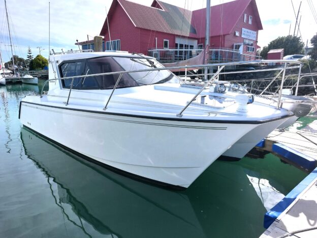 RUM RUNNER: Immaculate 9m Black Cat - Image 4