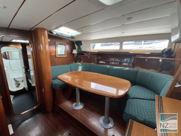 ELLAN VANNIN: Beneteau Oceanis 40 Centre Cockpit Sloop - Image 26