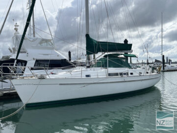 ELLAN VANNIN: Beneteau Oceanis 40 Centre Cockpit Sloop