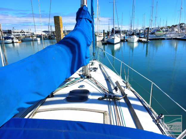 TE TUI: Well Equipped 1986 Raven 31 - Image 6