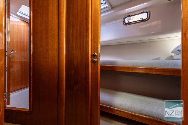 BLUE FINN: Maritimo M52 Sky Lounge - Image 21