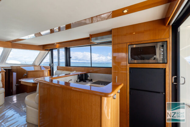 BLUE FINN: Maritimo M52 Sky Lounge - Image 18