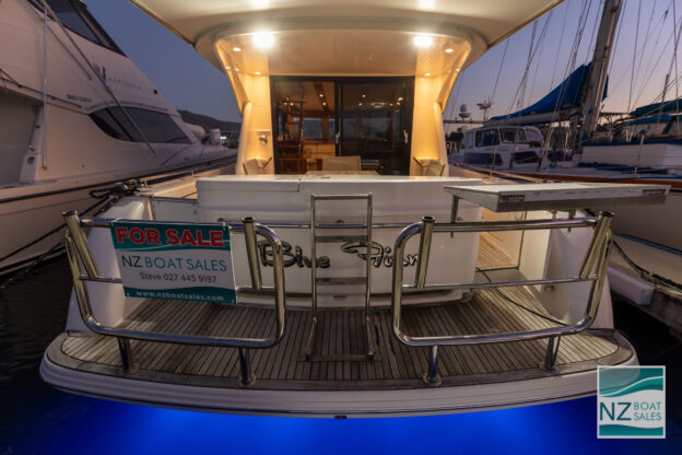 BLUE FINN: Maritimo M52 Sky Lounge - Image 30