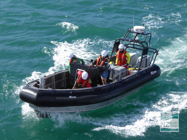 PUMAU: Zodiac Milpro SRA-750