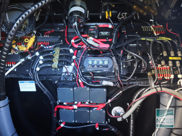 PUMAU: Zodiac Milpro SRA-750 - Image 19