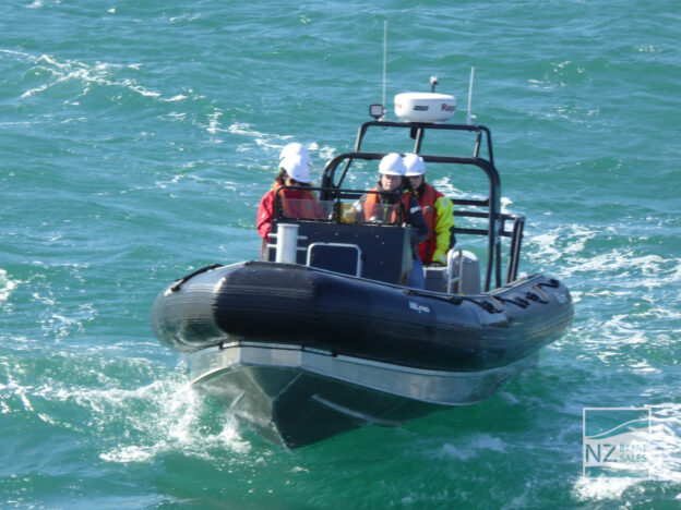 PUMAU: Zodiac Milpro SRA-750 - Image 2