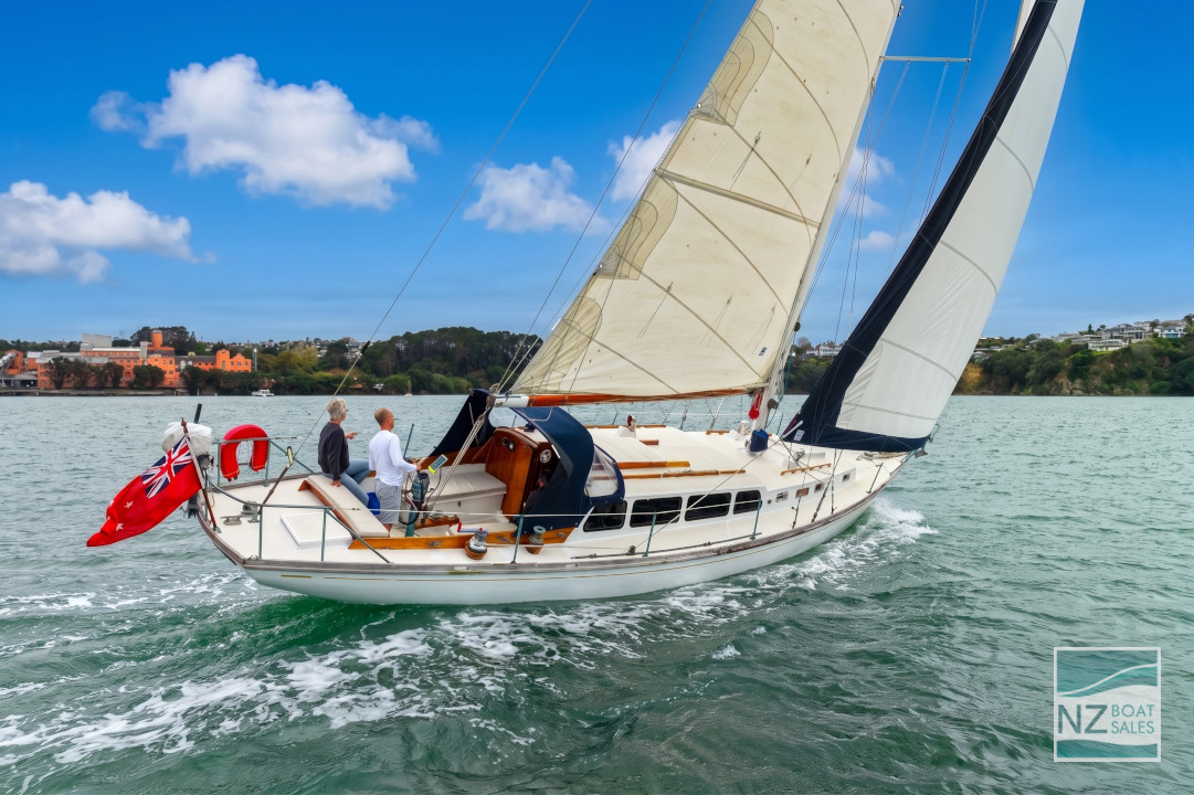 Moorea — Kettenburg K43 Cruising Sloop