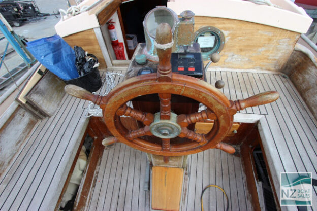 CLARIONET: Howard Chapelle Classic Gaff Rigged Schooner - Image 7