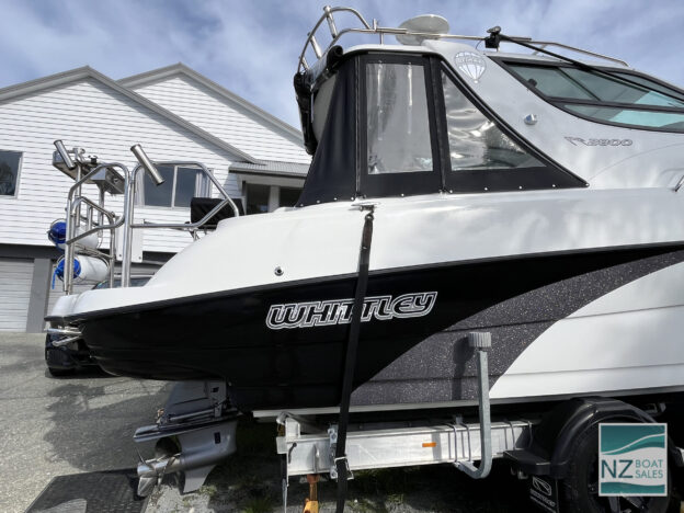 GADGET: Whittley CR 2800 fast power cruiser on trailer - Image 4