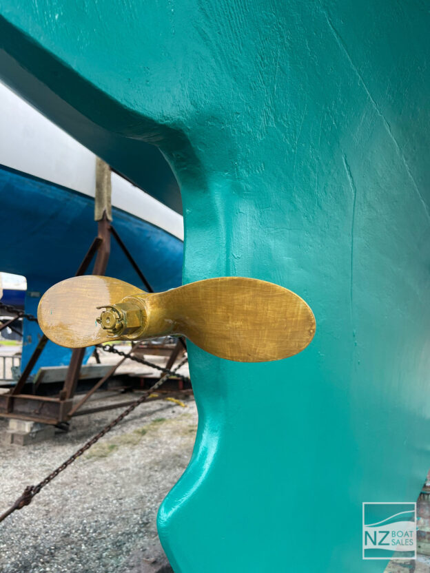 KAMA LUA: Island Packet 44 - Image 35