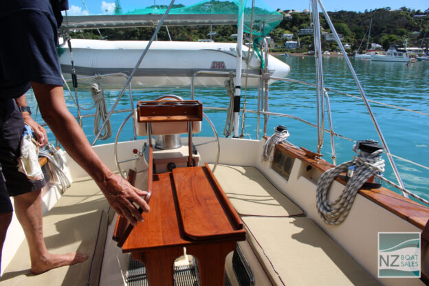 KAMA LUA: Island Packet 44 - Image 8