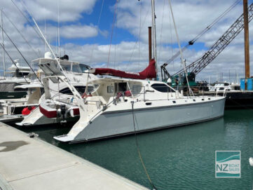 KATARIANA: Sailing Catamaran
