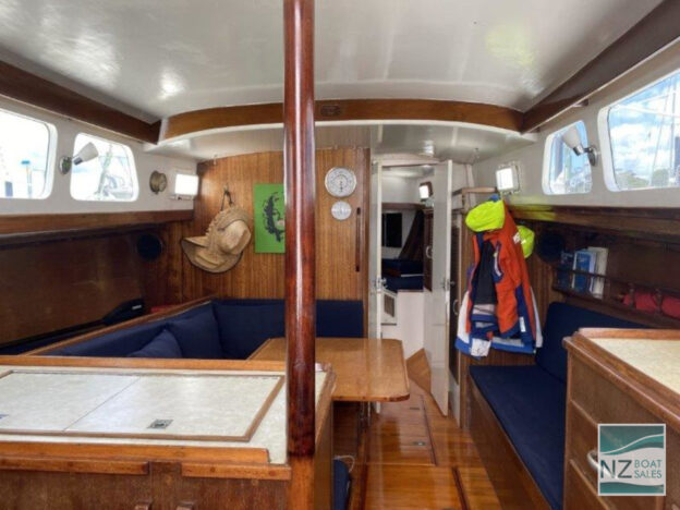 MOOREA: Kettenburg K43 Cruising Sloop - Image 12