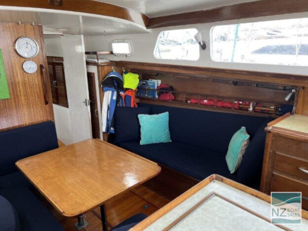 MOOREA: Kettenburg K43 Cruising Sloop - Image 14