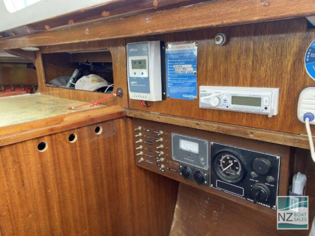 MOOREA: Kettenburg K43 Cruising Sloop - Image 19