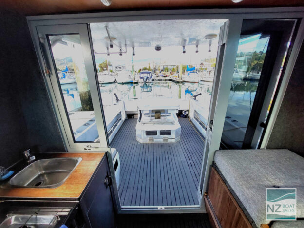 OCEAN PIPER: 2014 8.9m Aqualite Hard Top Launch - Image 8