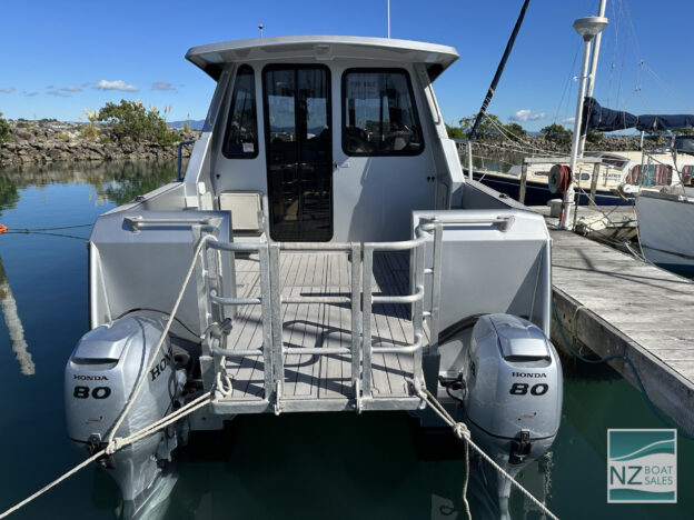 KARA: Kingfisher 900 Multihull with Trailer - Image 4