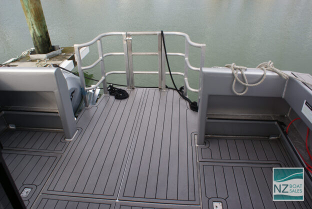 KARA: Kingfisher 900 Multihull with Trailer - Image 7