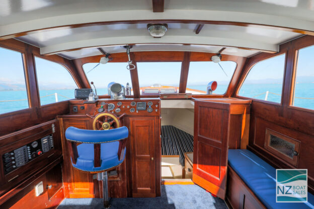 LADY KARITA: Restored Classic Bridgedecker Launch - Image 9