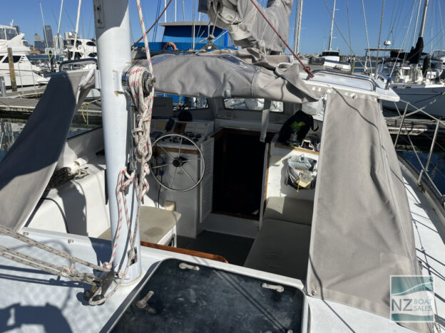 PHOENIX: Roberts 44 Mauritius Centre Cockpit Ketch - Image 9