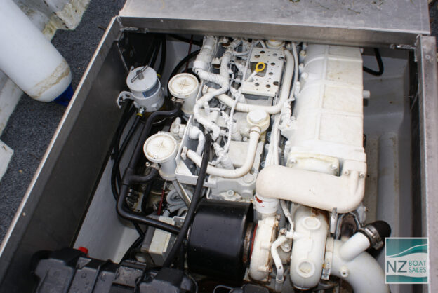 SNOW GOOSE: Fast Commuting Style Vessel with Road-Legal Trailer - Image 16