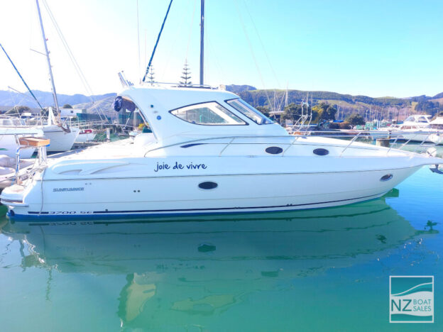 JOIE DE VIVRE – Tidy Sunrunner 3700SE (2006)