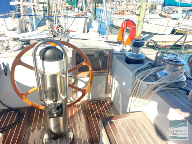 LONE WOLF — 2025 67ft High-Tech Cutter - Image 10
