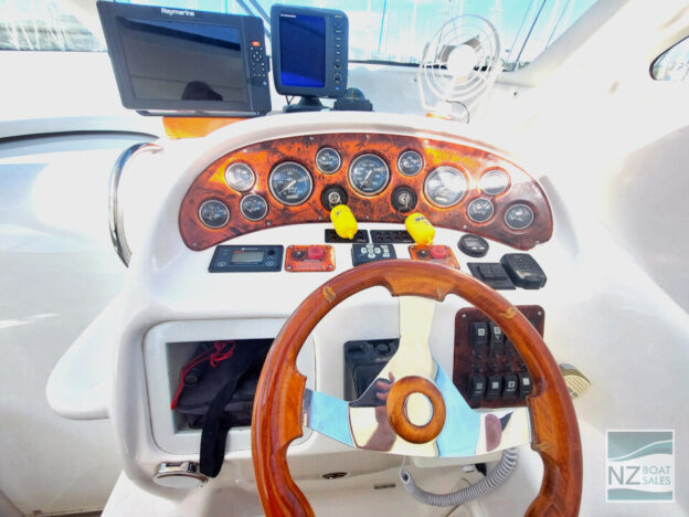 JOIE DE VIVRE – Tidy Sunrunner 3700SE (2006) - Image 7