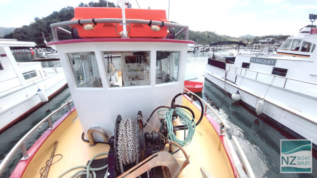 Lady HR- tidy, simple 31ft kauri fishing boat - Image 6