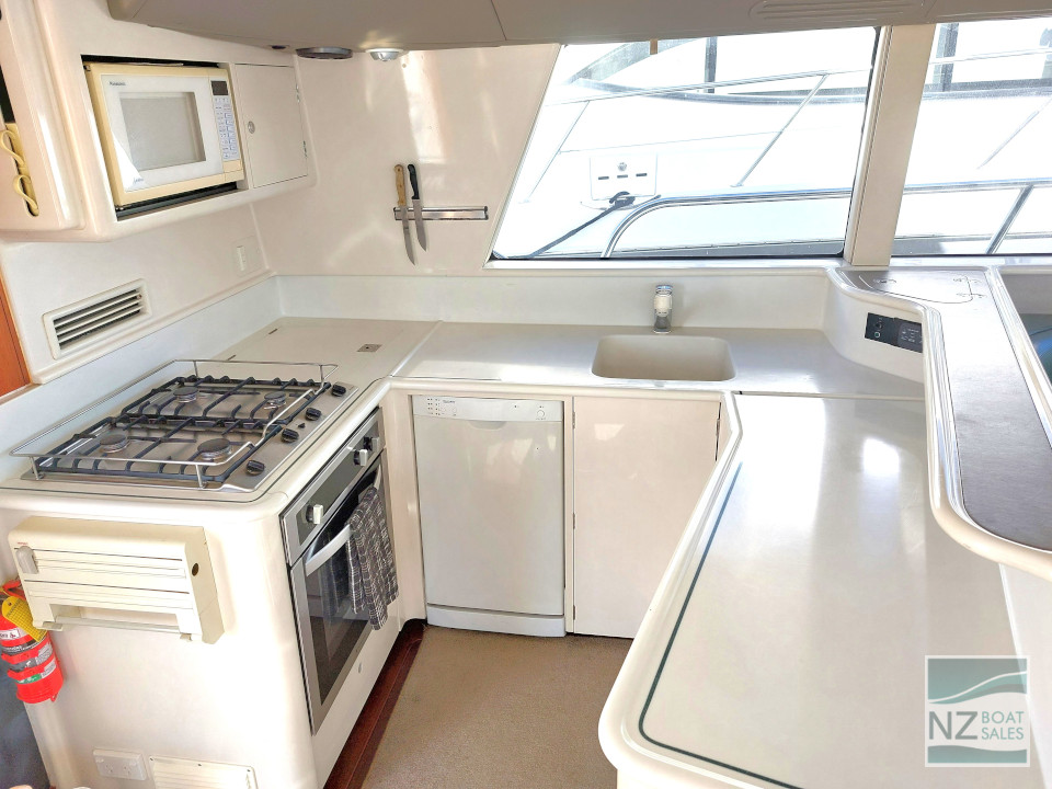 Saluté:1994 Ewbank 60 Gamefisher - Image 10