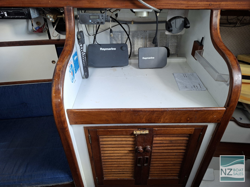 Wharetutu: Solid Kauri Jorgensen coastal cruiser - Image 11