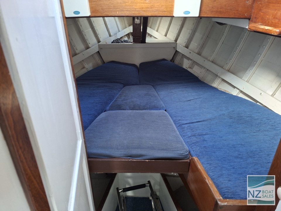 Wharetutu: Solid Kauri Jorgensen coastal cruiser - Image 12