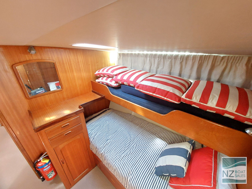 Bentley: immaculate 1979 50ft Pelin- well named! - Image 14