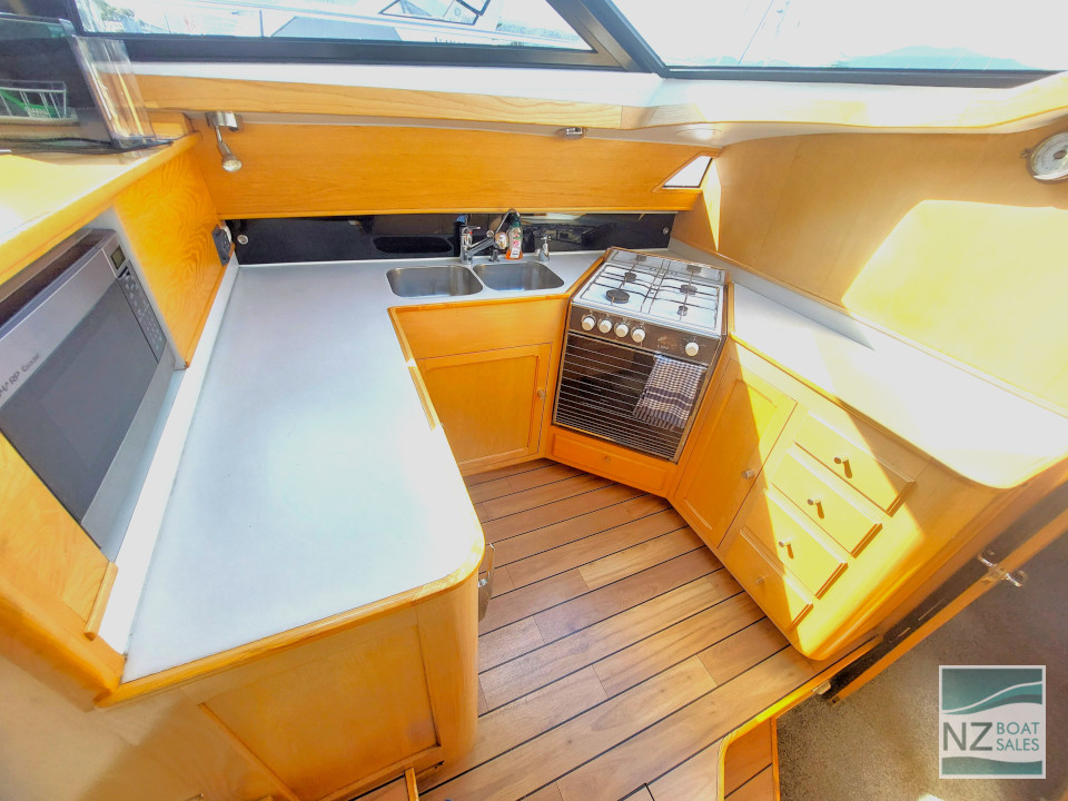 Candescent: 1988 grp Vindex 470- mint condition - Image 14