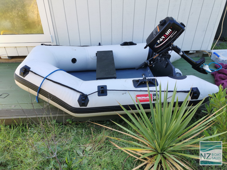 Wharetutu: Solid Kauri Jorgensen coastal cruiser - Image 15