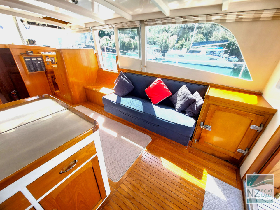 Bentley: immaculate 1979 50ft Pelin- well named! - Image 9