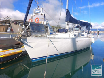 Fait Accompli: very tidy 1990 Beneteau Moorings 38