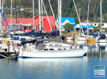 Tipihaere: tidy 1985 GRP Chico 30