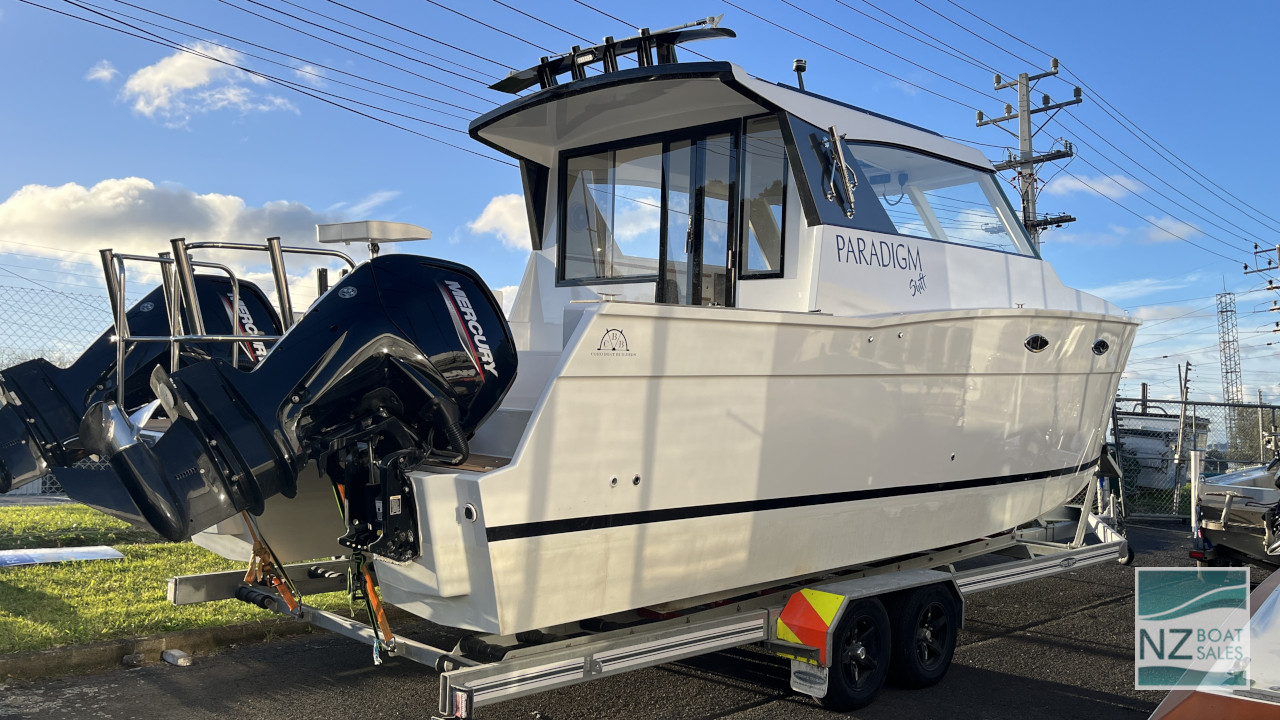Paradigm Shift – Dan Leech Custom Power Cat – Near-New on Trailer - Image 9